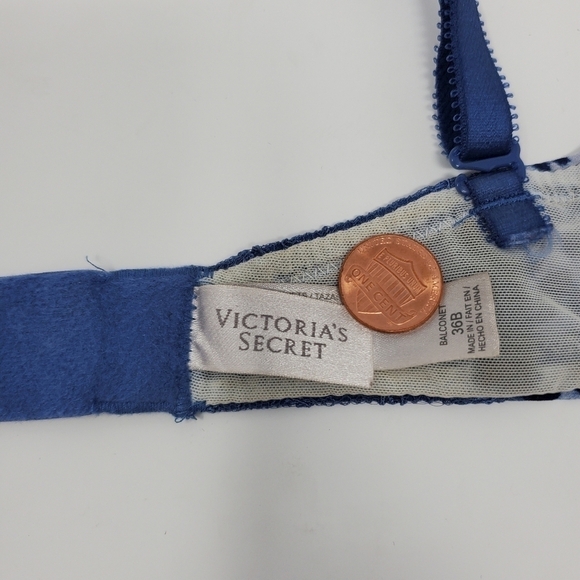 VICTORIA'S SECRET BLUE LACE ANIMAL PRINT BALCONET PUSH UP BRA WOMEN 36B - Picture 10 of 15